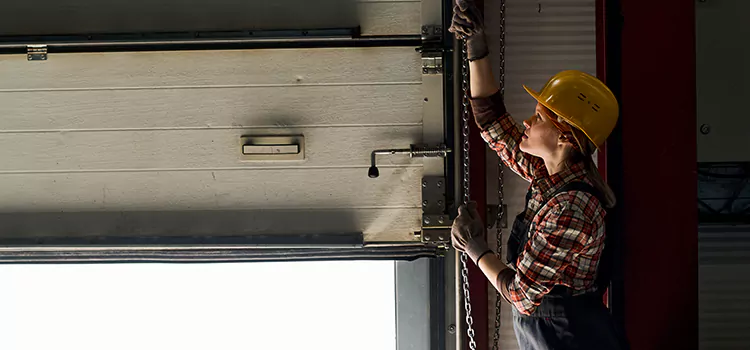 Addressing Common Garage Door Stoppage Issues in Florence, AL